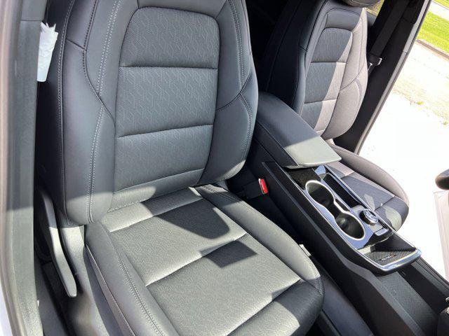 Photo of 2026 Summit White Chevrolet Equinox