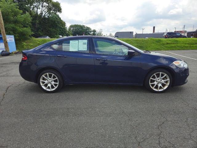 Photo of 2013 Blue Dodge Dart