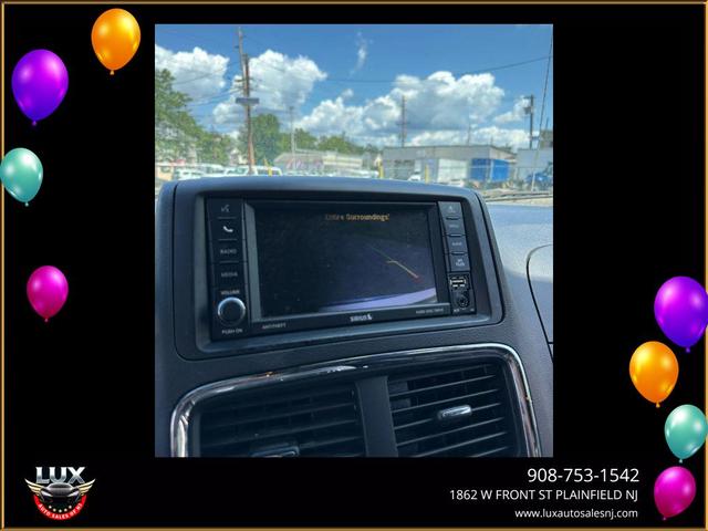 Photo of 2018 White Dodge Grand Caravan