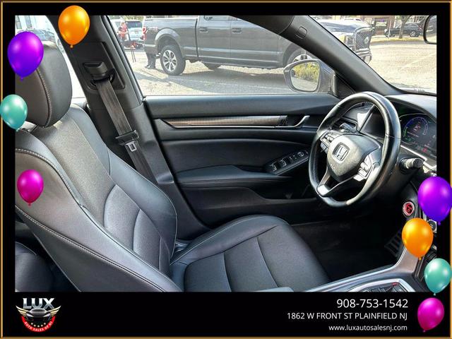 Photo of 2022 Silver Honda Accord Hybrid