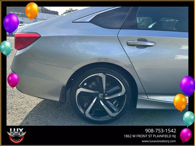 Photo of 2022 Silver Honda Accord Hybrid
