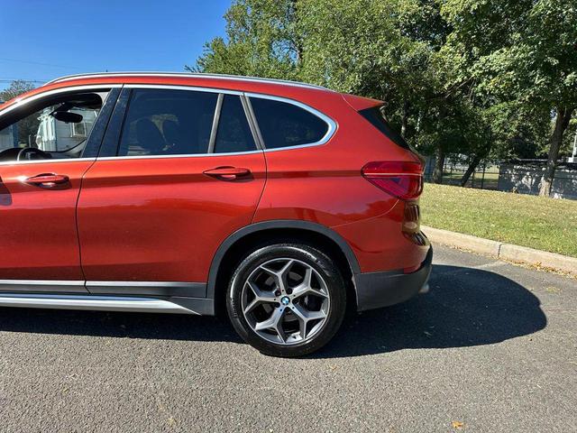 Photo of 2018 Orange BMW X1