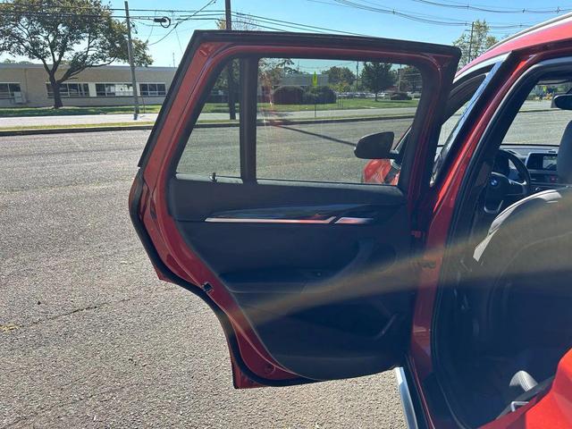Photo of 2018 Orange BMW X1