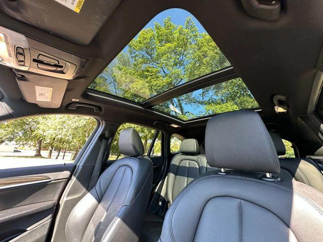 Photo of 2018 Orange BMW X1