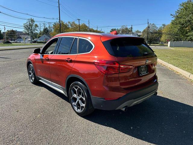 Photo of 2018 Orange BMW X1