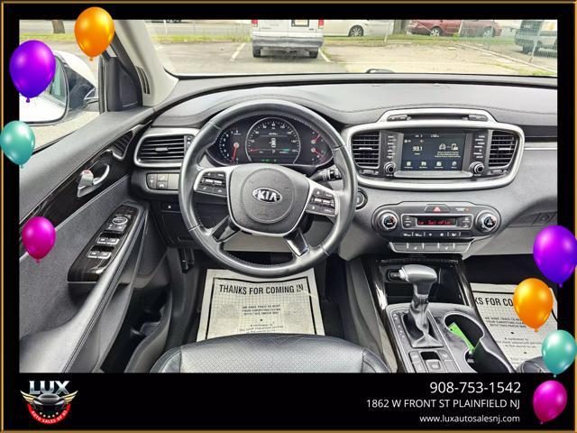 Photo of 2019 White Kia Sorento