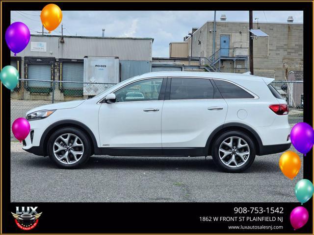 Photo of 2019 White Kia Sorento
