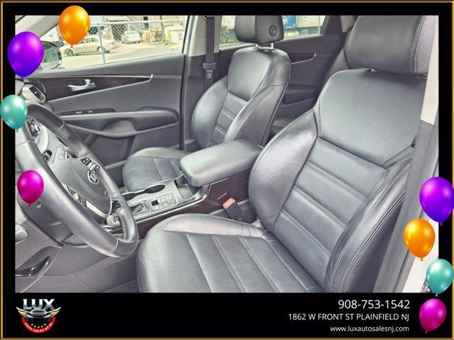 Photo of 2019 White Kia Sorento
