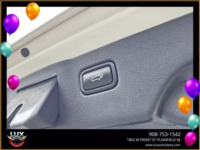 Photo of 2019 White Kia Sorento