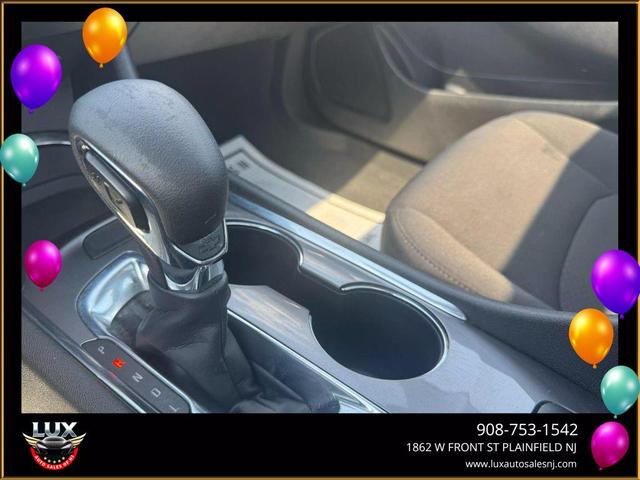 Photo of 2022 Blue Chevrolet Malibu