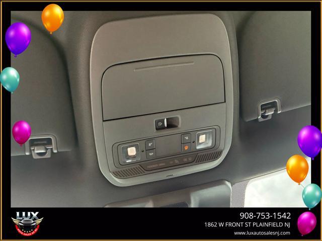 Photo of 2021 White Ford F-150