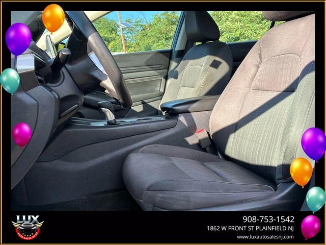 Photo of 2019 Gray Nissan Altima