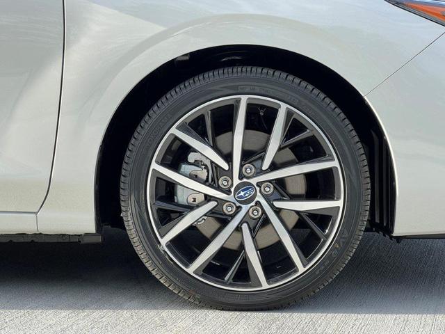 Photo of 2025 White Pearl Subaru Impreza