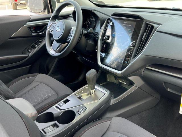 Photo of 2025 White Pearl Subaru Impreza