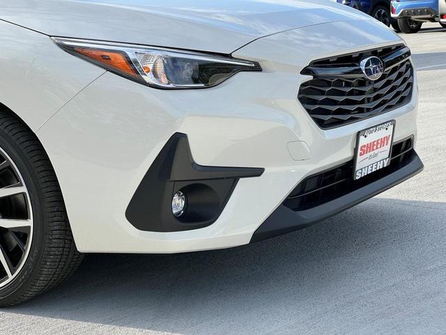 Photo of 2025 White Pearl Subaru Impreza