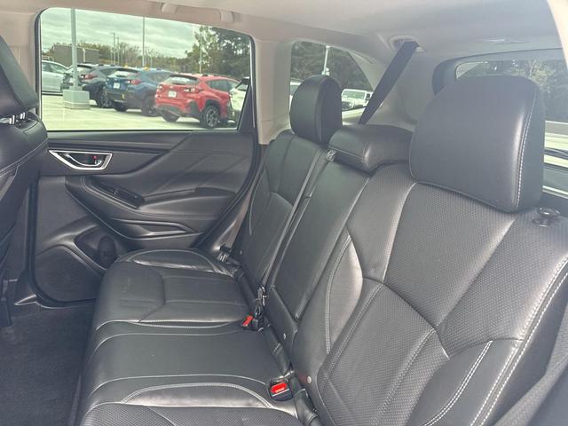 Photo of 2020 Crystal White Pearl Subaru Forester
