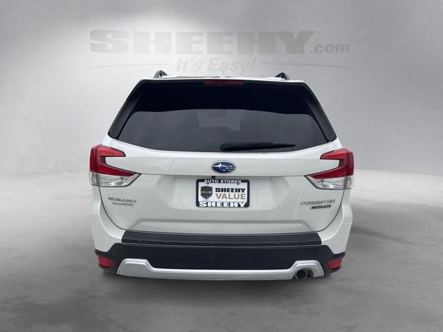 Photo of 2020 Crystal White Pearl Subaru Forester