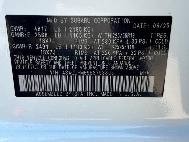Photo of 2025 White Pearl Subaru Crosstrek