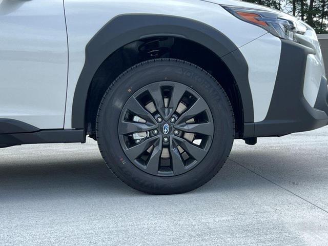 Photo of 2025 White Pearl Subaru Outback