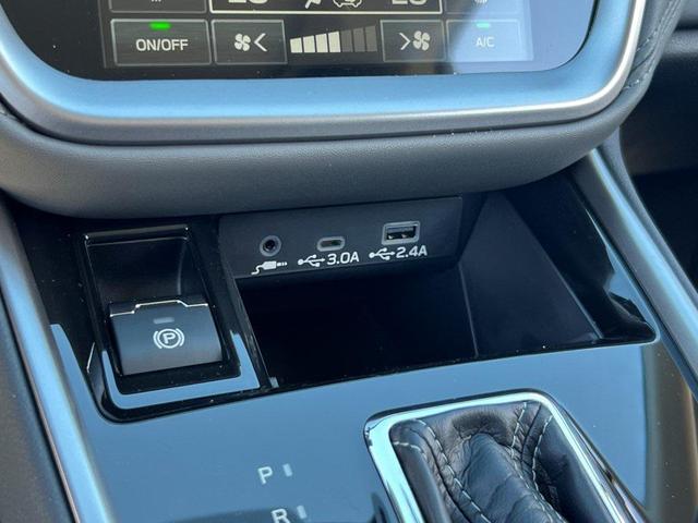 Photo of 2025 Magnetite Gray Metallic Subaru Outback