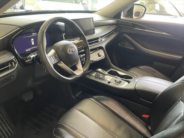 Photo of 2023 Graphite Shadow/Black Obsidian INFINITI QX60