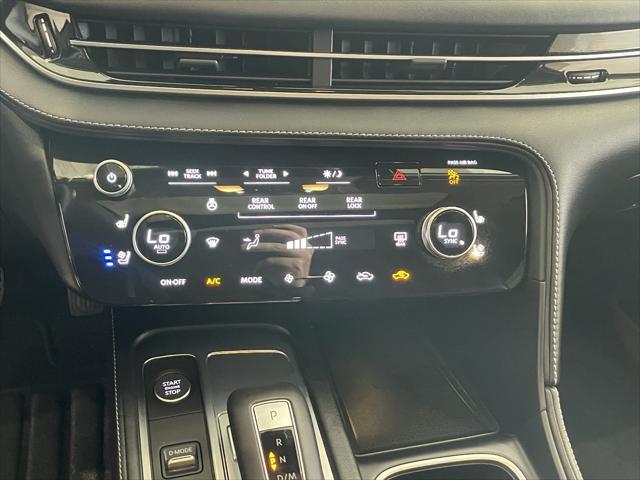 Photo of 2023 Graphite Shadow/Black Obsidian INFINITI QX60
