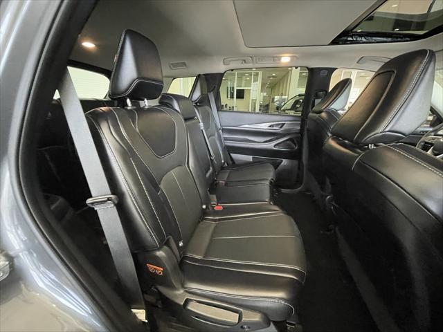 Photo of 2023 Graphite Shadow/Black Obsidian INFINITI QX60