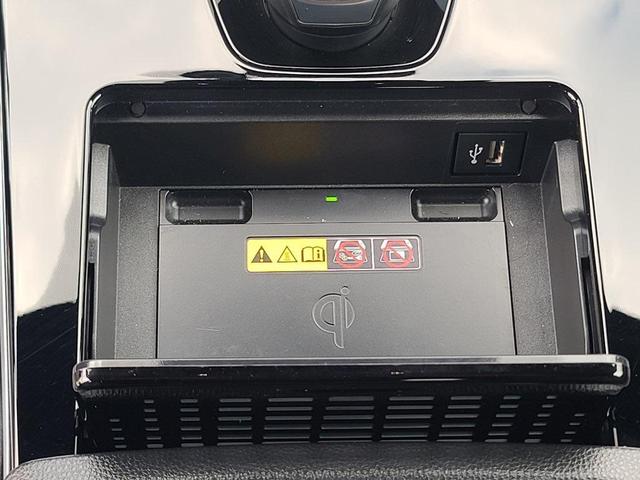 Photo of 2023 Galactic Black Subaru Solterra