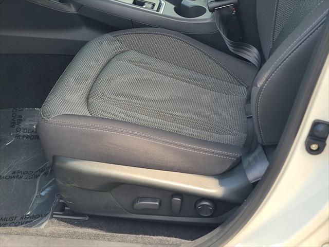 Photo of 2024 Crystal White Subaru Crosstrek