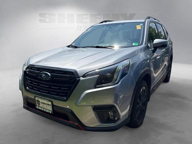 Photo of 2023 Ice Silver Subaru Forester