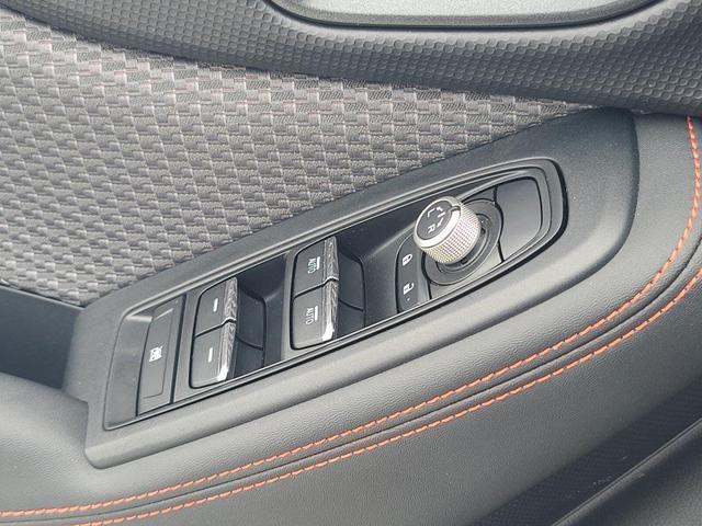 Photo of 2023 Ice Silver Subaru Forester