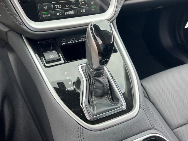 Photo of 2025 Magnetite Gray Metallic Subaru Outback