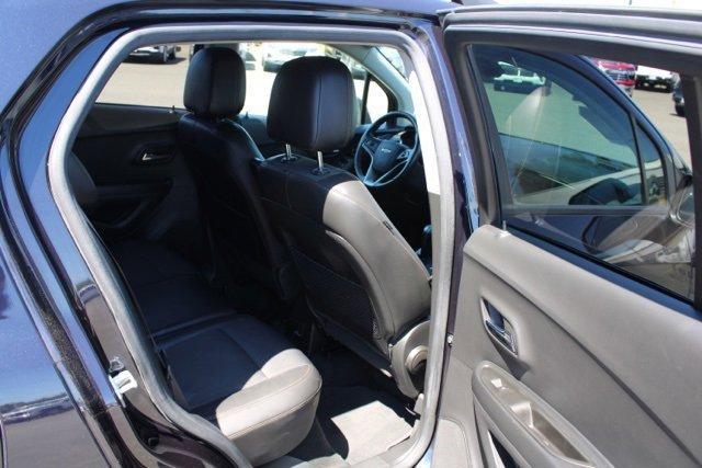 Photo of 2021 Midnight Blue Metallic Chevrolet Trax