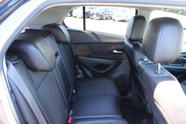 Photo of 2021 Midnight Blue Metallic Chevrolet Trax