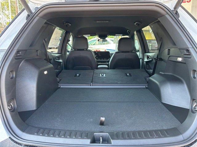Photo of 2026 Summit White Chevrolet Equinox