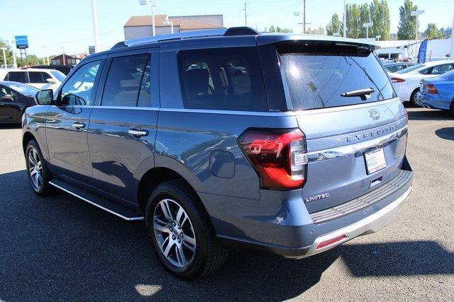 Photo of 2023 Blue Metallic Ford Expedition