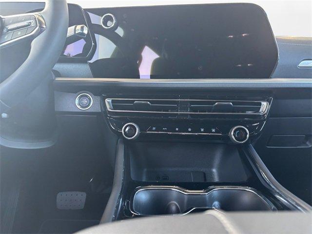 Photo of 2025 Sterling Gray Metallic Chevrolet Traverse