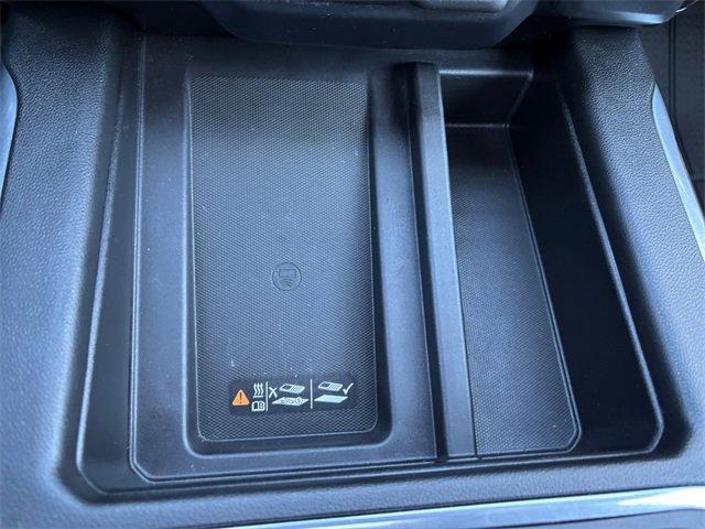 Photo of 2022 White Chevrolet Silverado 3500
