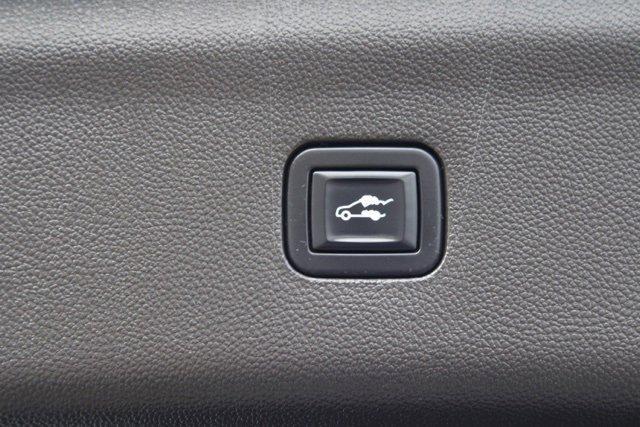 Photo of 2022 Quicksilver Metallic Buick Enclave