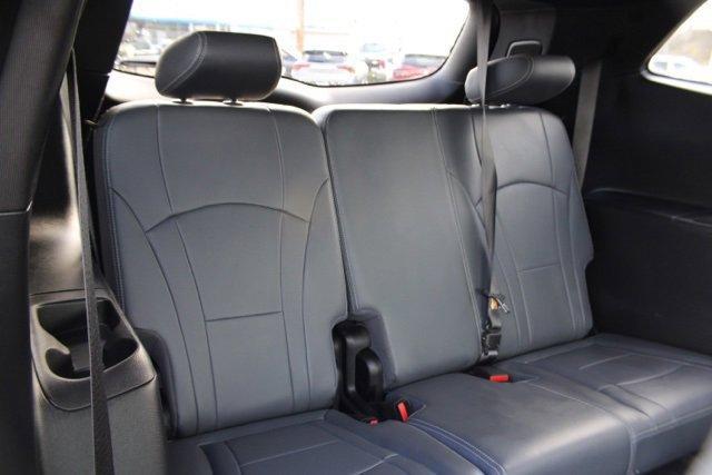 Photo of 2022 Quicksilver Metallic Buick Enclave