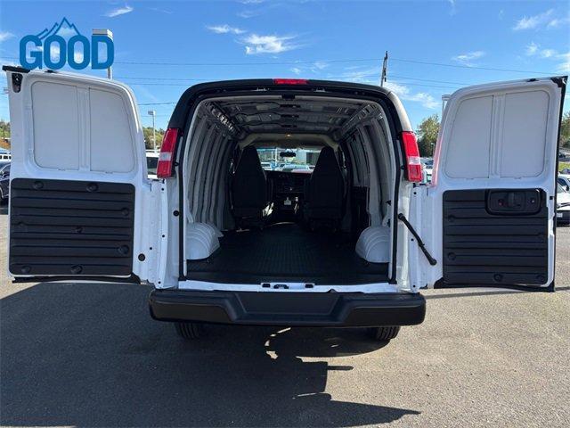 Photo of 2025 Summit White Chevrolet Express 2500