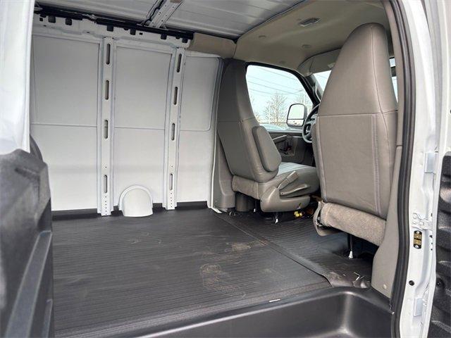 Photo of 2025 Summit White Chevrolet Express 2500