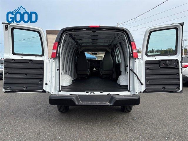 Photo of 2025 Summit White Chevrolet Express 2500