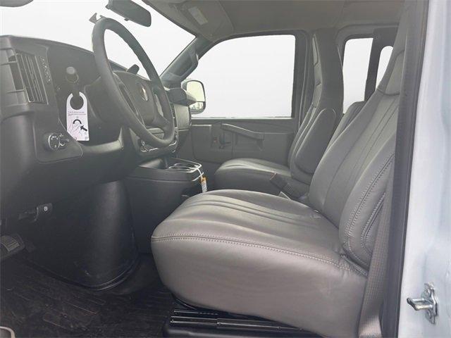 Photo of 2025 Summit White Chevrolet Express 2500