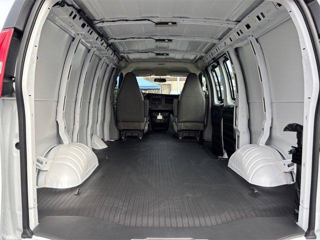 Photo of 2025 Summit White Chevrolet Express 2500