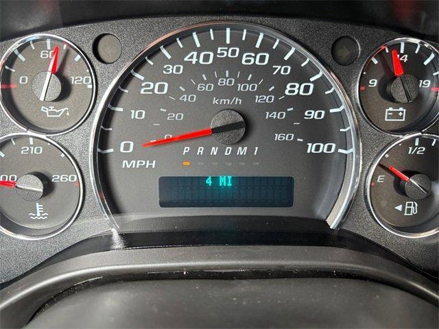 Photo of 2025 Summit White Chevrolet Express 2500