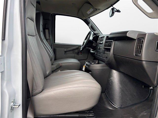 Photo of 2025 Summit White Chevrolet Express 2500