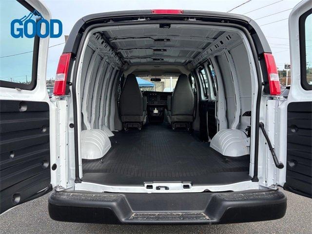 Photo of 2025 Summit White Chevrolet Express 2500
