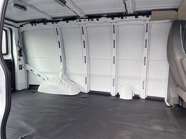 Photo of 2025 Summit White Chevrolet Express 2500