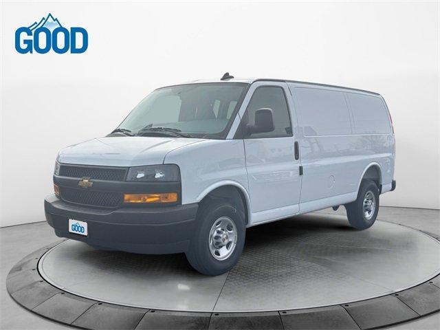 Photo of 2025 Summit White Chevrolet Express 2500